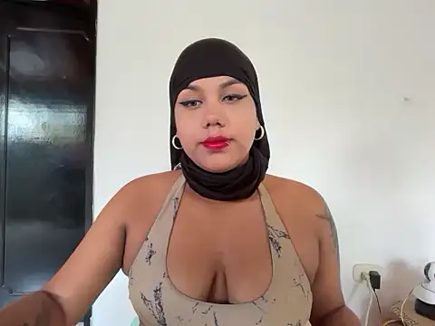 Snapshot of kadira6_ chatting on 01/08/26, 01:02 kadira6 online show from 01/08/26, 01:02