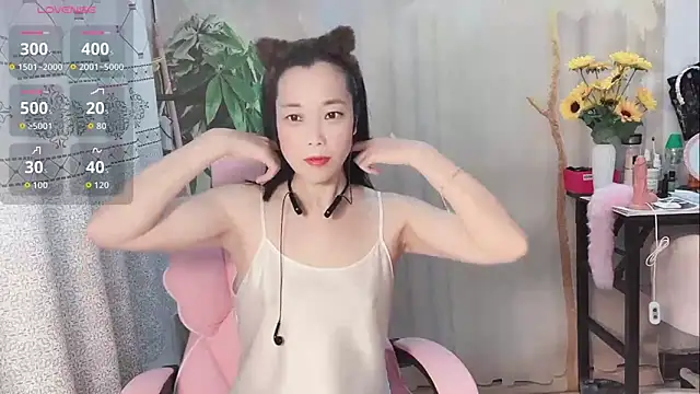 Lingling-Baby520 online show from 06/13/26, 08:01