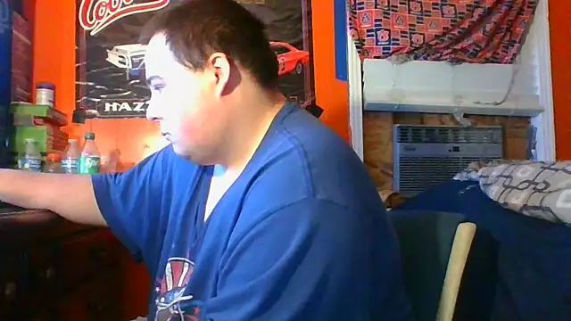 Snapshot of Theo269 chatting on 05/09/26, 11:32 Theo269 online show from 05/09/26, 11:32