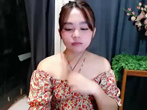 Snapshot of lustfullakim chatting on 04/19/26, 02:27 lustfullakim online show from 04/19/26, 02:27