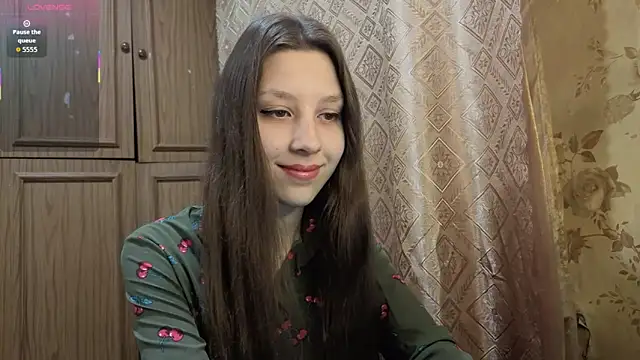 Snapshot of LahomaSassano chatting on 11/30/25, 11:09 LahomaSassano online show from 11/30/25, 11:09