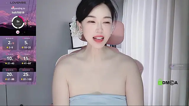 YunShan-33 online show from 06/24/26, 04:44