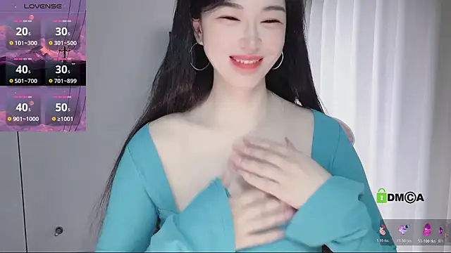 YunShan-33 online show from 06/25/26, 04:56