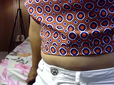 shakshi 89 online show from 11/18/25, 06:29