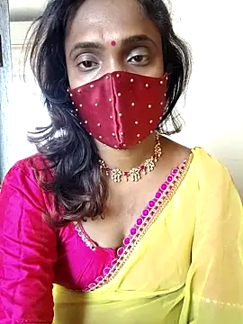 Snapshot of Queen-dhivya chatting on 03/03/26, 03:23 Queen-dhivya online show from 03/03/26, 03:23