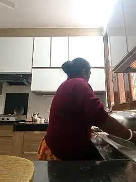 Hot-Sana2 online show from 11/21/25, 06:23