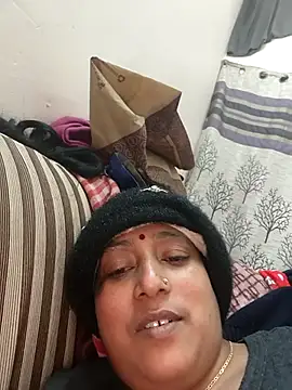 Snapshot of Hot-Sana2 chatting on 12/21/25, 06:48 Hot-Sana2 online show from 12/21/25, 06:48