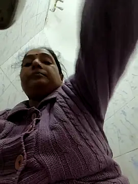 Snapshot of Hot-Sana2 chatting on 02/15/26, 04:20 Hot-Sana2 online show from 02/15/26, 04:20