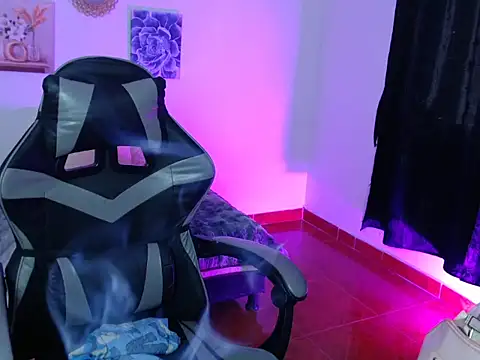 Snapshot of Samanta_777 chatting on 01/10/26, 04:20 Samanta 777 online show from 01/10/26, 04:20