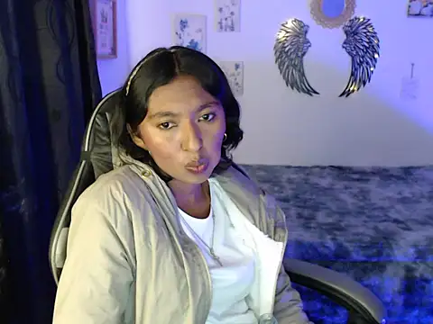 Snapshot of Samanta_777 chatting on 05/26/26, 05:14 Samanta 777 online show from 05/26/26, 05:14