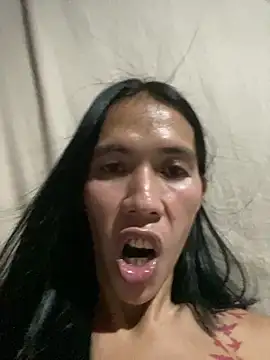 bellaUtops online show from 11/23/25, 12:32