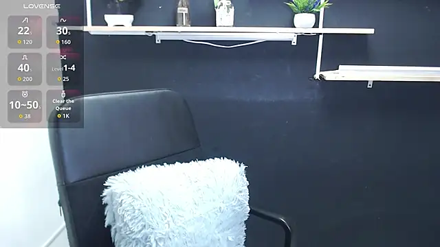 Lauryn Jones online show from 06/13/26, 04:38