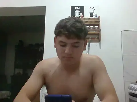 Snapshot of Myboy0020 chatting on 12/03/25, 02:52 Myboy0020 online show from 12/03/25, 02:52