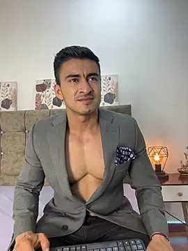 Chris Clarck online show from 12/01/25, 08:14