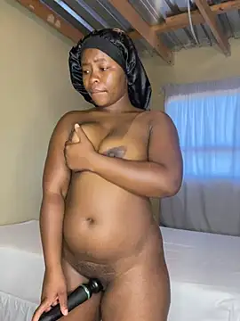 Snapshot of MiyaXo2 chatting on 03/03/26, 05:02 MiyaXo2 online show from 03/03/26, 05:02