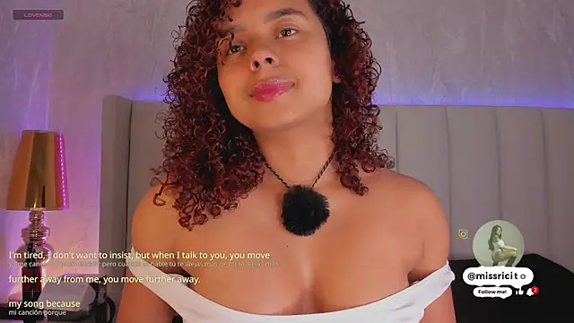 LaraCurls online show from 11/29/25, 11:46