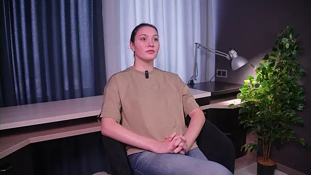 Snapshot of RubyZadroga chatting on 11/05/25, 03:17 RubyZadroga online show from 11/05/25, 03:17