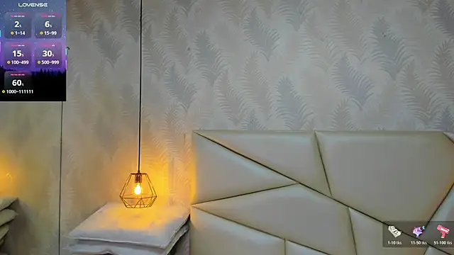 laurettedela rouse online show from 11/28/25, 10:29