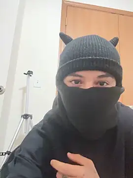 Snapshot of Sickio4 chatting on 06/17/26, 03:42 Sickio4 online show from 06/17/26, 03:42