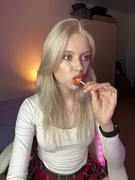 Snapshot of _ScarlettSky_ chatting on 11/01/25, 08:55 ScarlettSky online show from 11/01/25, 08:55