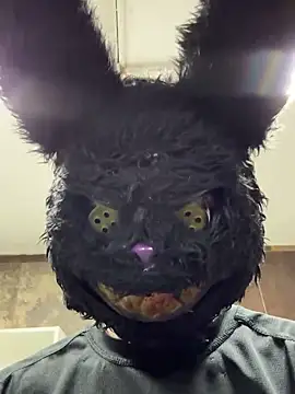 Snapshot of Elpichulotote20 chatting on 11/06/25, 12:22 Elpichulotote20 online show from 11/06/25, 12:22