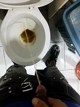 Snapshot of Elpichulotote20 chatting on 03/30/26, 03:40 Elpichulotote20 online show from 03/30/26, 03:40