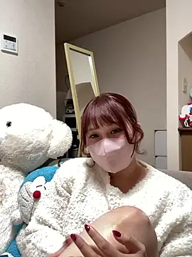 Snapshot of reika33 chatting on 02/08/26, 10:18 reika33 online show from 02/08/26, 10:18