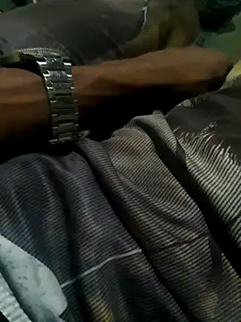 m-a-g-n-a-t-a online show from 04/23/26, 02:46