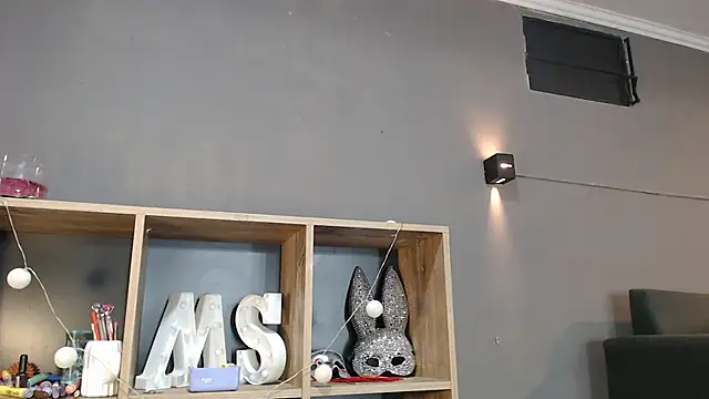 mickystrumia23 online show from 05/01/26, 04:11