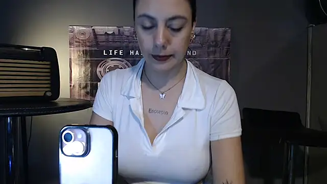 Snapshot of mickystrumia23 chatting on 07/23/26, 05:00 mickystrumia23 online show from 07/23/26, 05:00