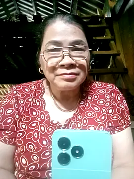 Snapshot of small-house123 chatting on 11/06/25, 03:18 small-house123 online show from 11/06/25, 03:18