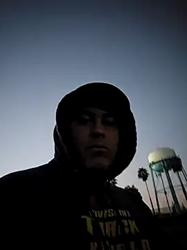 Snapshot of Jlethal67 chatting on 01/14/26, 01:33 Jlethal67 online show from 01/14/26, 01:33