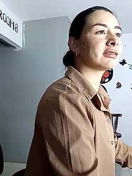 NathyMilf  online show from 11/28/25, 04:26