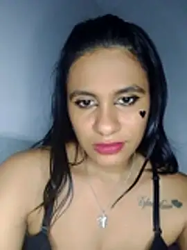 Snapshot of Malaya_Sur chatting on 11/01/25, 05:53 Malaya Sur online show from 11/01/25, 05:53