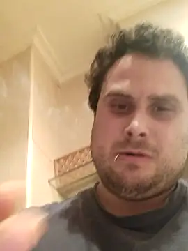 Snapshot of Gitano_2312 chatting on 11/01/25, 05:26 Gitano 2312 online show from 11/01/25, 05:26