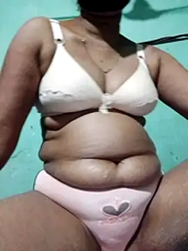 Snapshot of Sornali_roy chatting on 11/13/25, 04:55 Sornali roy online show from 11/13/25, 04:55