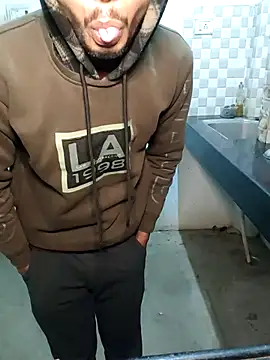 Snapshot of baby_Cpl21 chatting on 01/13/26, 03:39 baby Cpl21 online show from 01/13/26, 03:39