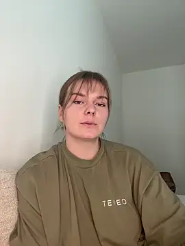 Snapshot of LisaFreierxx chatting on 05/21/26, 03:08 LisaFreierxx online show from 05/21/26, 03:08