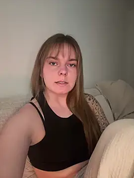 Snapshot of LisaFreierxx chatting on 07/02/26, 04:13 LisaFreierxx online show from 07/02/26, 04:13
