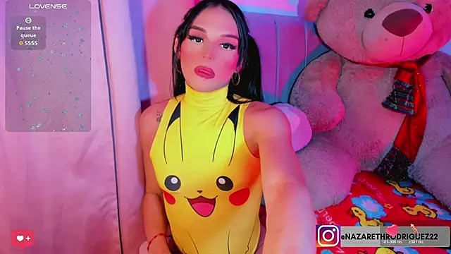 Snapshot of SexyNaza_1 chatting on 12/22/25, 04:09 SexyNaza 1 online show from 12/22/25, 04:09