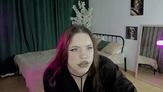 MadisonMongomeri online show from 12/04/25, 02:21