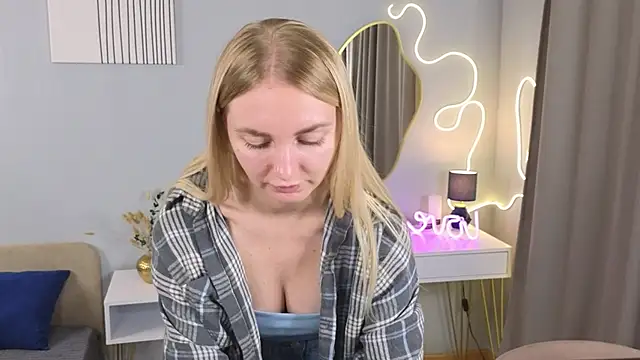 Snapshot of Carollina_ chatting on 11/01/25, 06:32 Carollina  online show from 11/01/25, 06:32