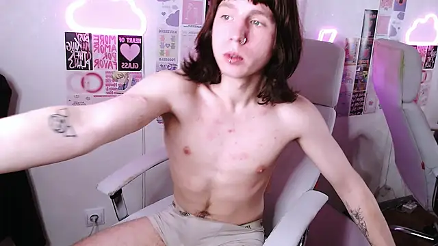 CutieKai  online show from 02/19/26, 12:28