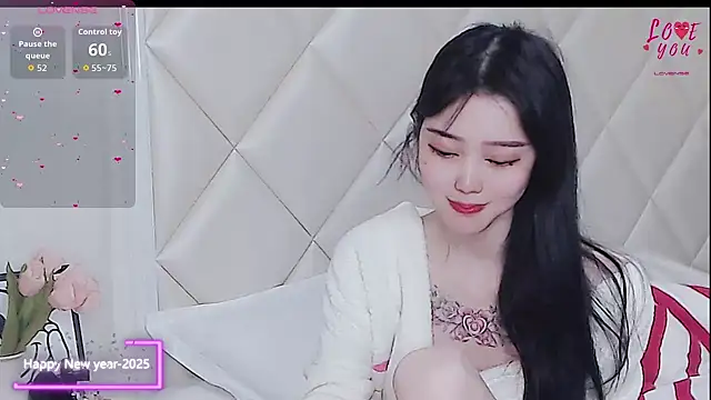 Snapshot of YAOYAO-2025 chatting on 03/05/26, 02:24 YAOYAO-2025 online show from 03/05/26, 02:24