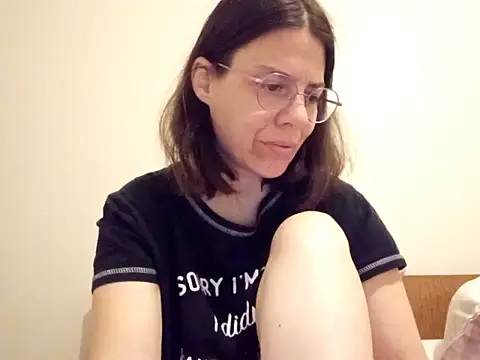 hotnathy69 online show from 04/28/26, 07:13