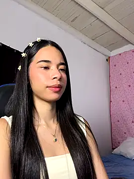 Snapshot of Milleradhara24 chatting on 11/27/25, 02:52 Milleradhara24 online show from 11/27/25, 02:52