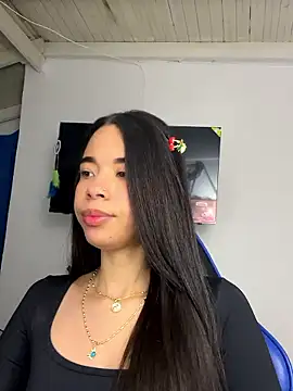 Snapshot of Milleradhara24 chatting on 01/16/26, 02:59 Milleradhara24 online show from 01/16/26, 02:59