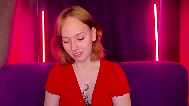Snapshot of RikkiChoco chatting on 03/22/26, 01:20 RikkiChoco online show from 03/22/26, 01:20