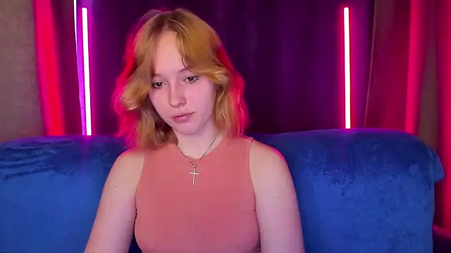 Snapshot of RikkiChoco chatting on 04/19/26, 01:27 RikkiChoco online show from 04/19/26, 01:27