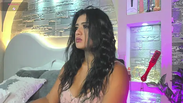 Snapshot of Karla_61 chatting on 11/08/25, 07:45 Karla 61 online show from 11/08/25, 07:45